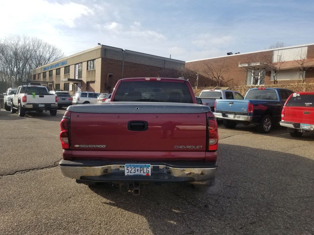 2004 Chevrolet Silverado 1500 Image 10