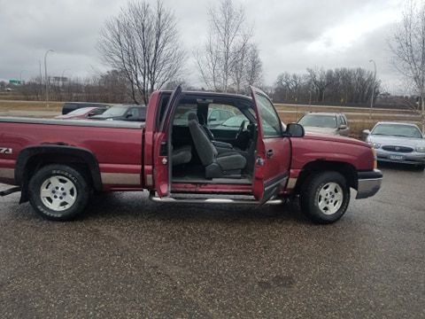 2004 Chevrolet Silverado 1500 Image 12