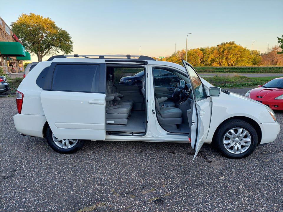 2007 Kia Sedona Image 3