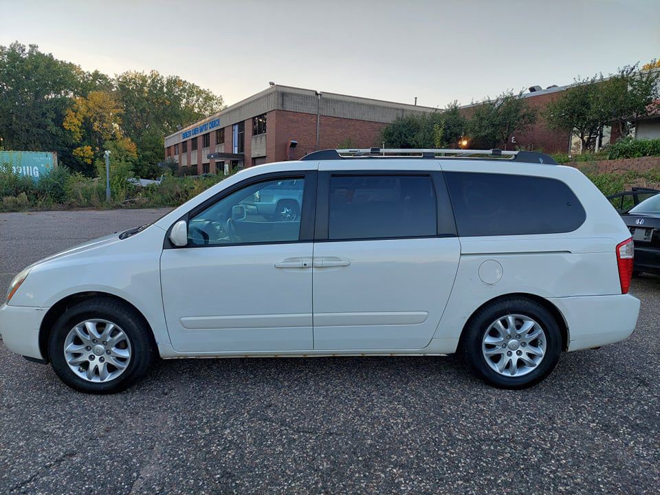2007 Kia Sedona Image 8