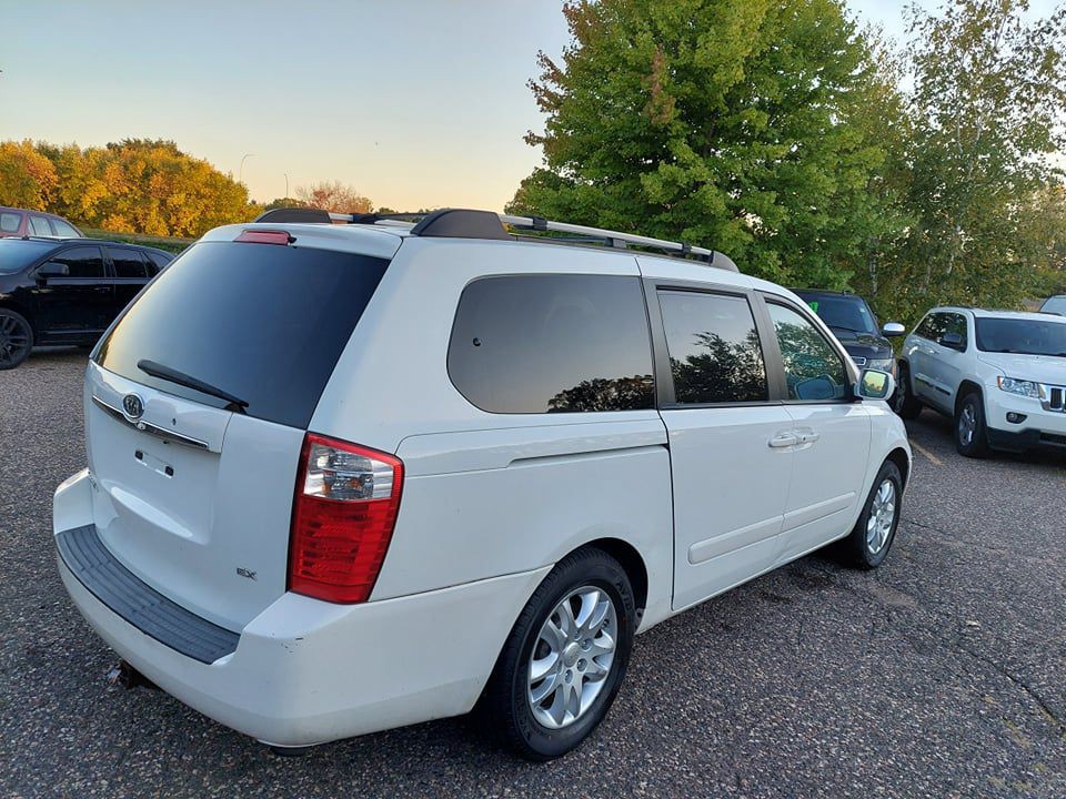2007 Kia Sedona Image 9