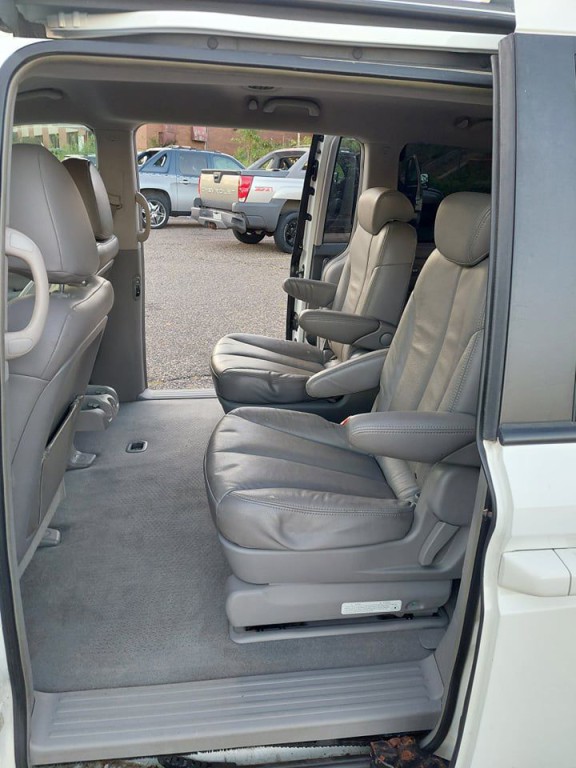 2007 Kia Sedona Image 14