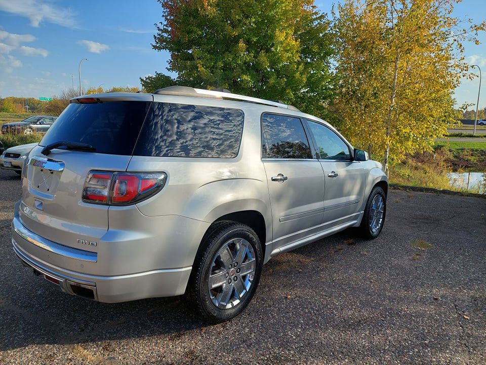 2013 GMC Acadia Image 16
