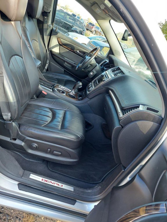 2013 GMC Acadia Image 22