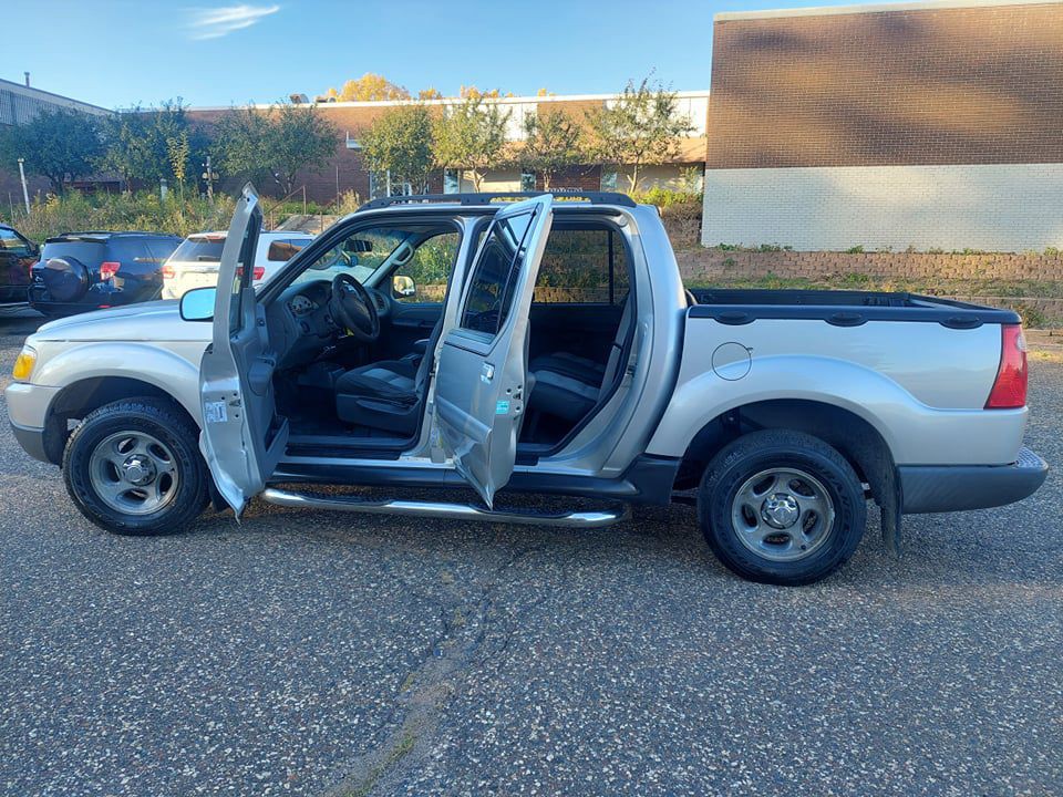 2005 Ford Explorer Image 5