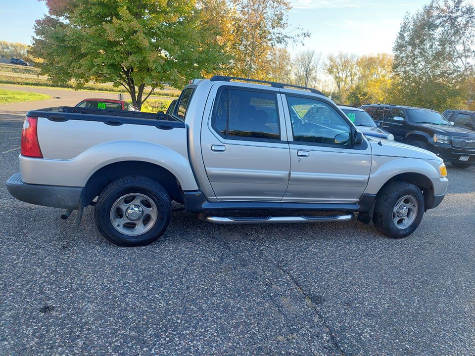 2005 Ford Explorer Image 8