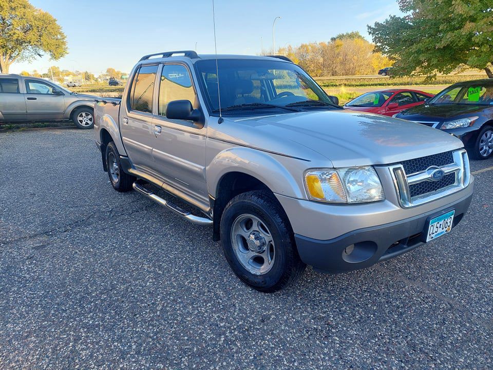 2005 Ford Explorer Image 10