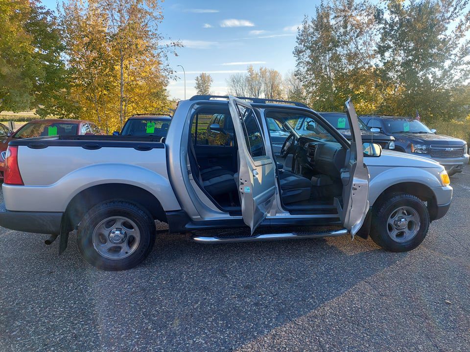 2005 Ford Explorer Image 17