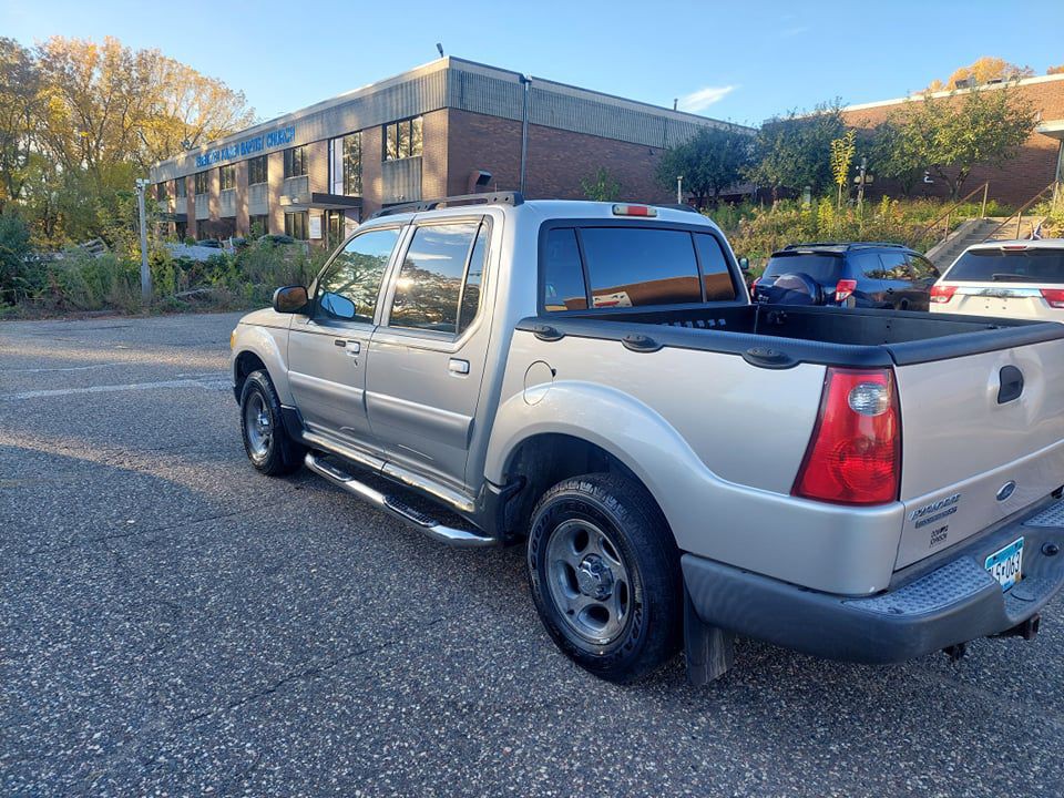2005 Ford Explorer Image 20