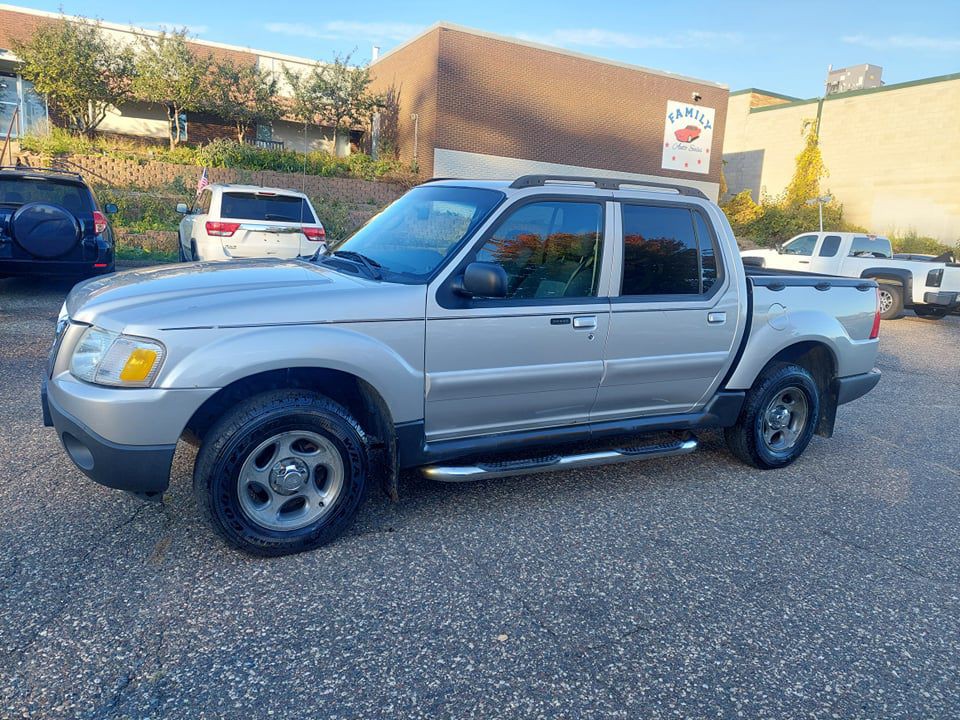 2005 Ford Explorer Image 28