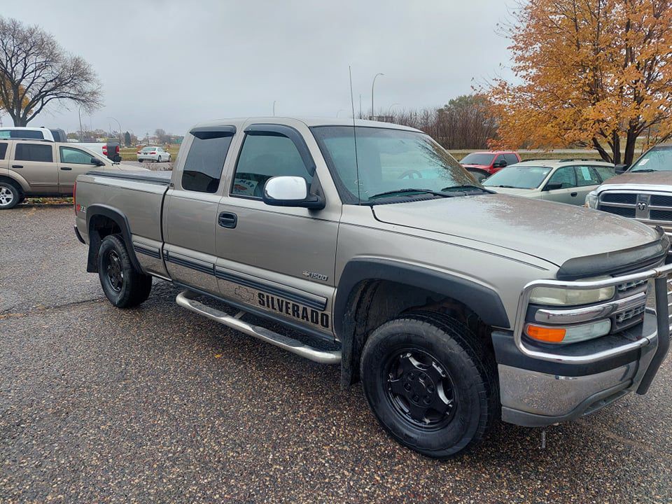 2002 Chevrolet Silverado 1500 Image 8