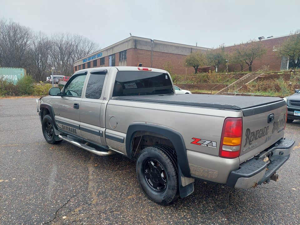 2002 Chevrolet Silverado 1500 Image 12