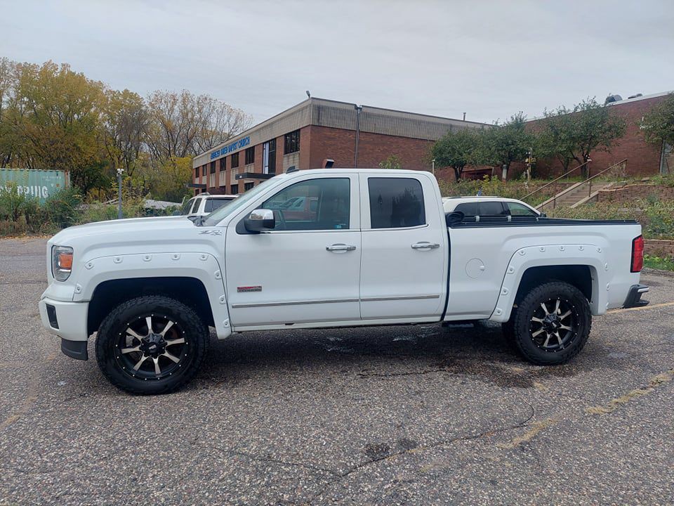 2014 GMC Sierra Image 8