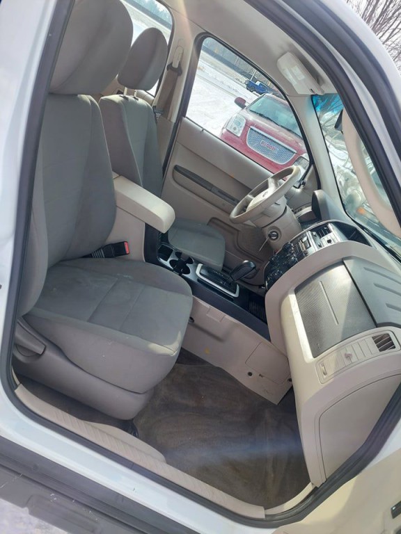 2011 Ford Escape Image 4