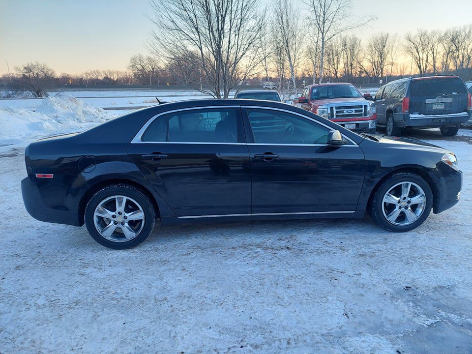 2010 Chevrolet Malibu Image 5