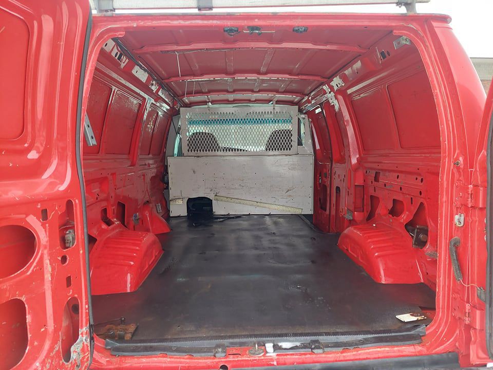 2006 Ford Econoline Image 3