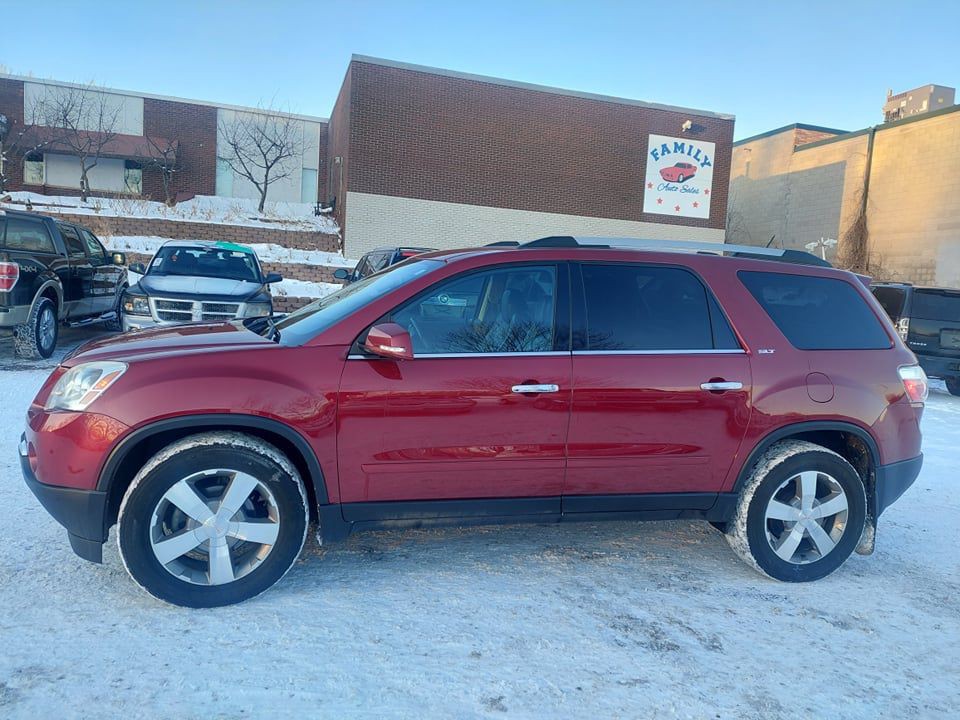 2010 GMC Acadia Image 19