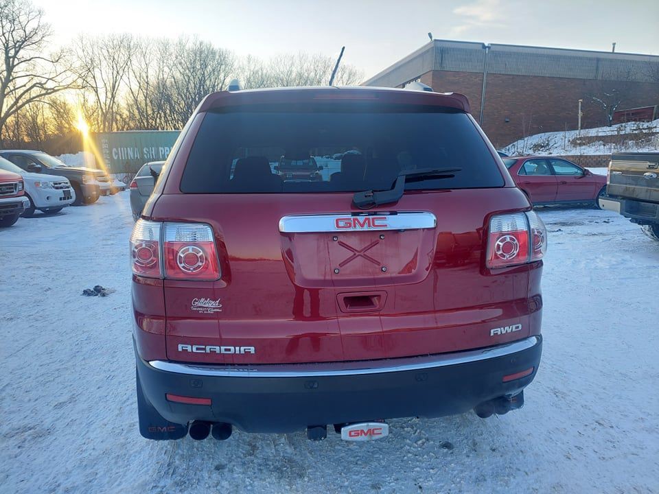 2010 GMC Acadia Image 35