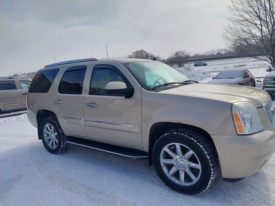 2008 GMC Yukon Image 4