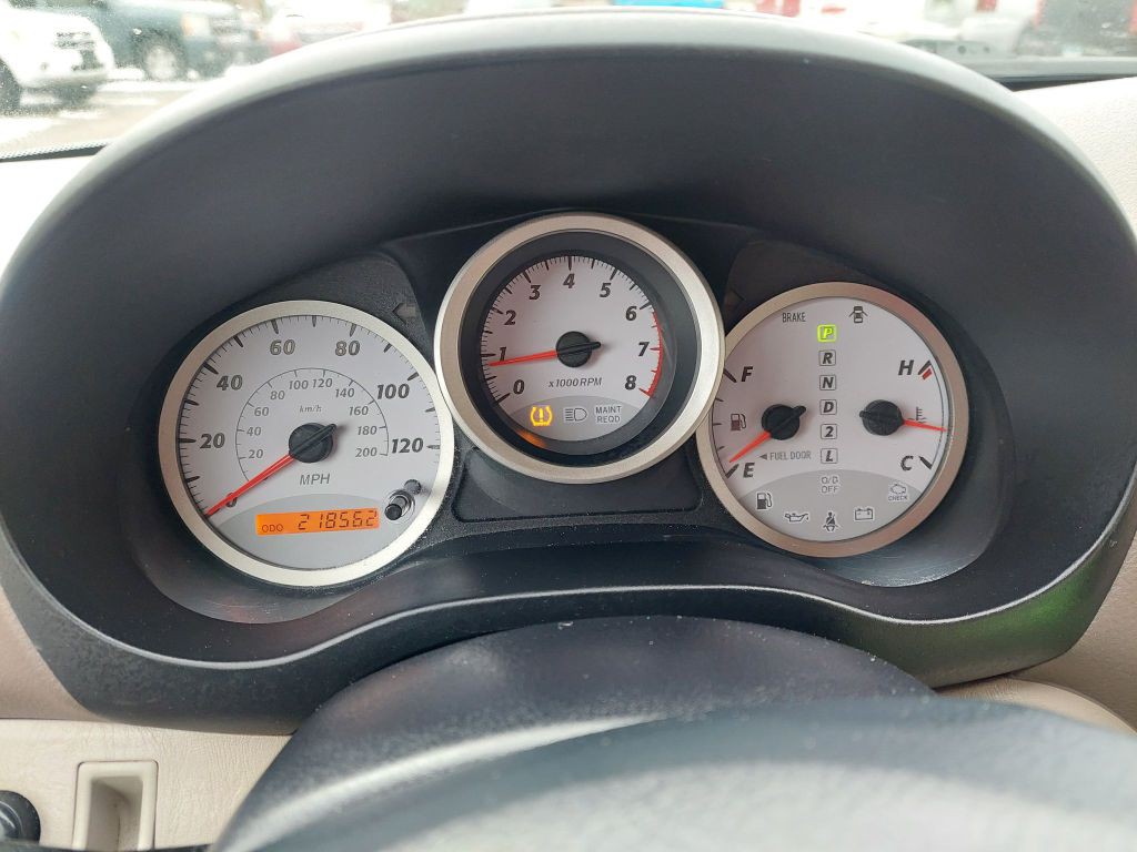2004 Toyota Rav4 Image 13