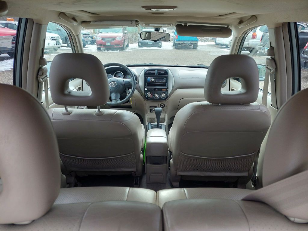 2004 Toyota Rav4 Image 20