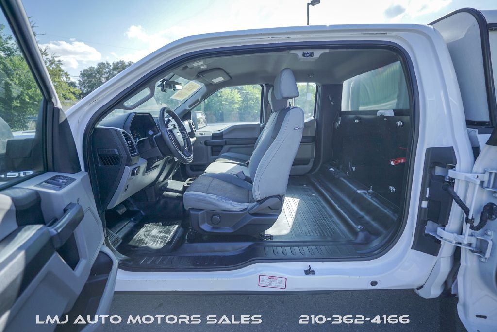 2017 Ford F-150 Image 13