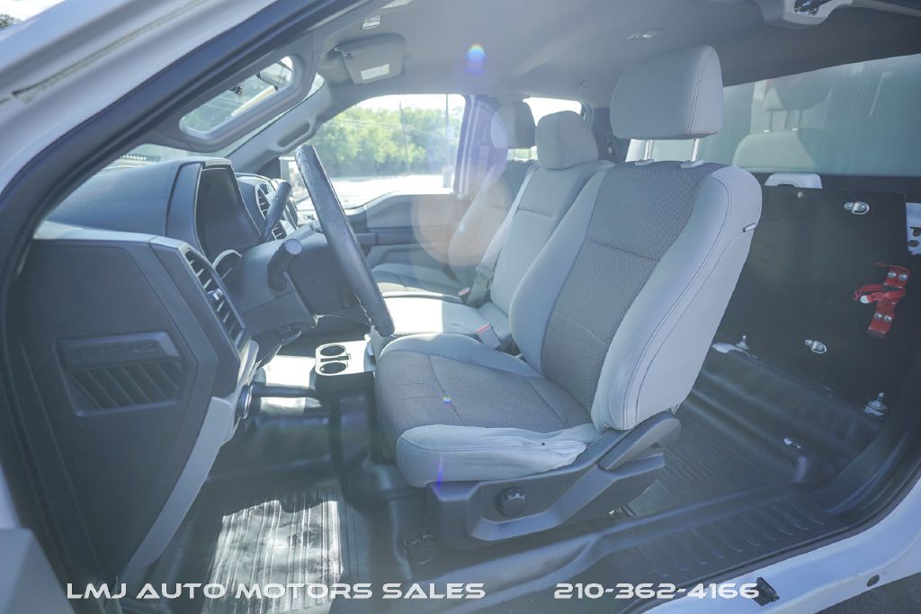 2017 Ford F-150 Image 14