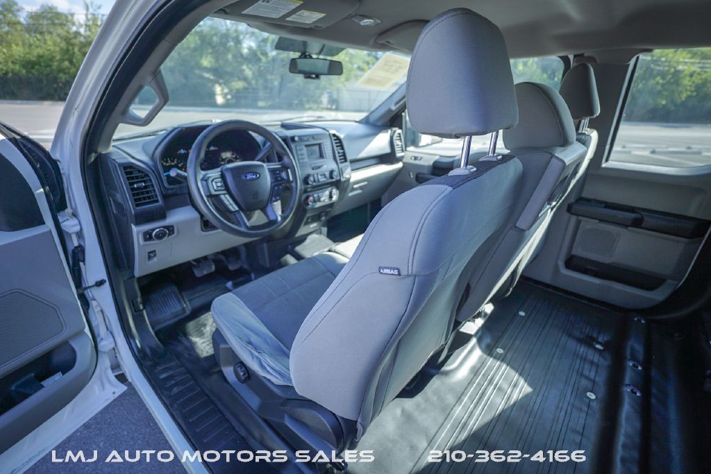 2017 Ford F-150 Image 16