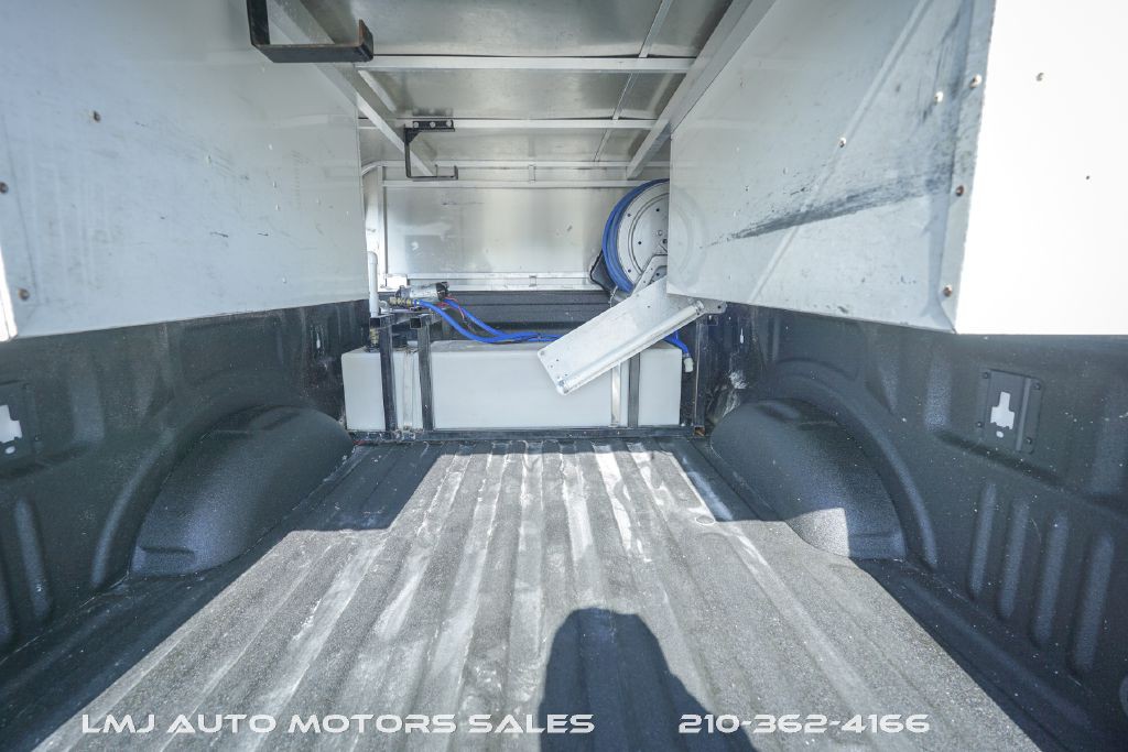 2017 Ford F-150 Image 33