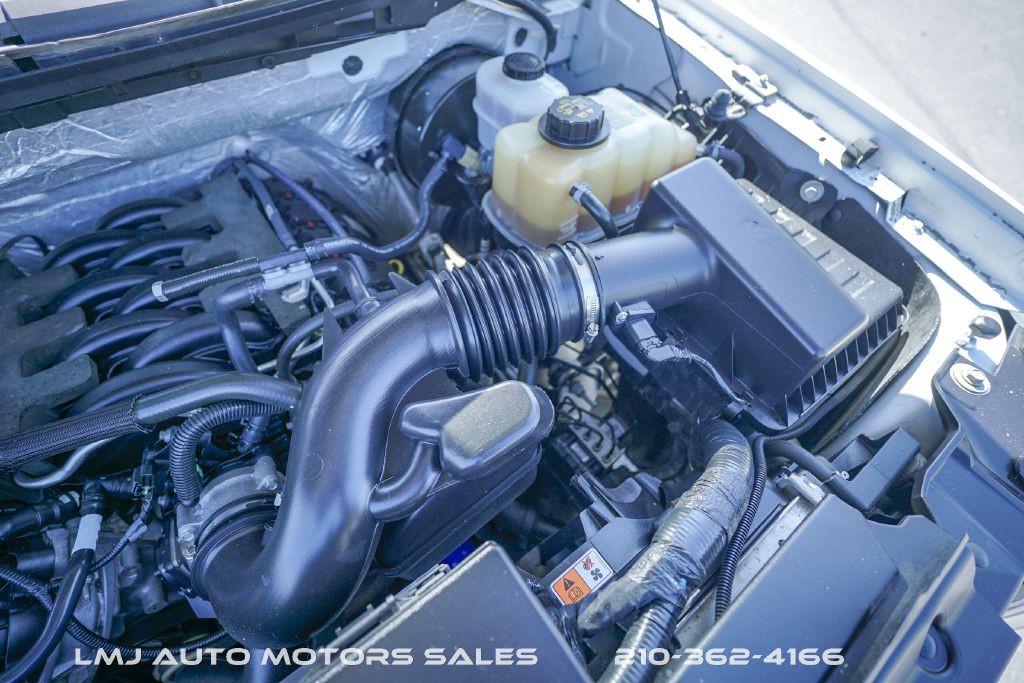 2011 Ford F-150 Image 25