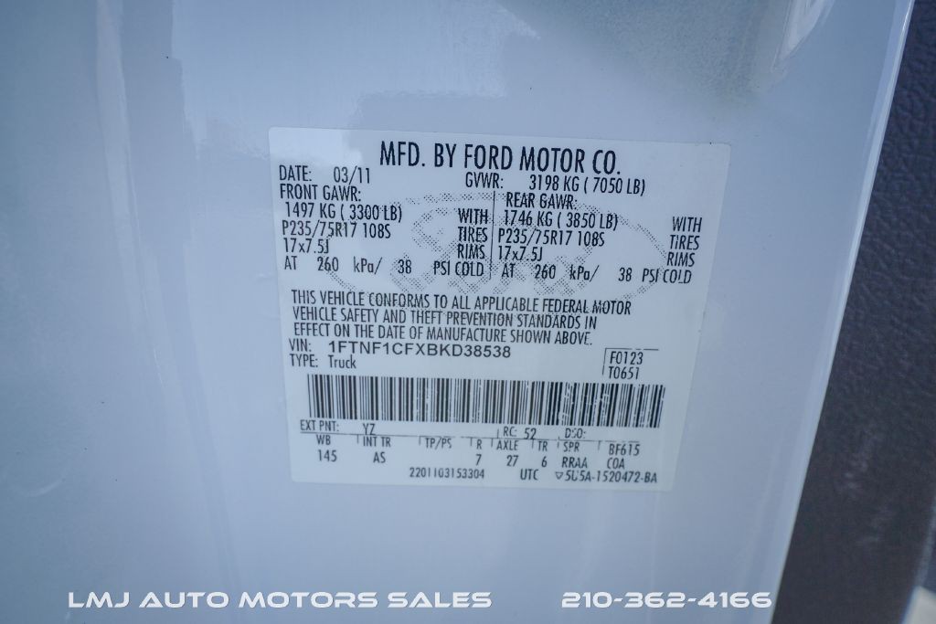 2011 Ford F-150 Image 28