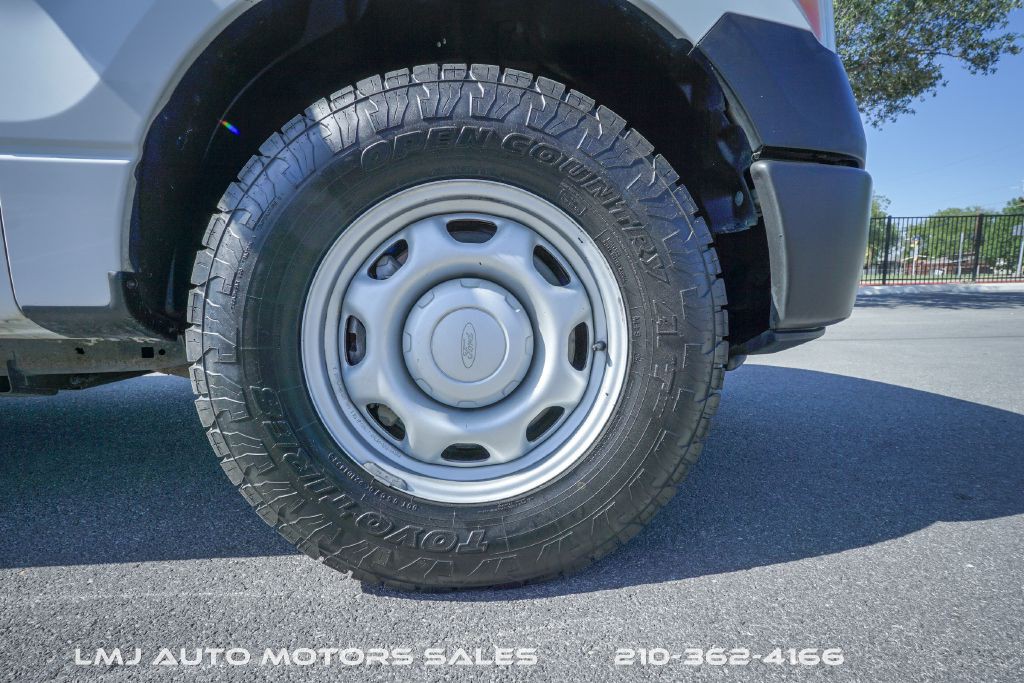 2011 Ford F-150 Image 30