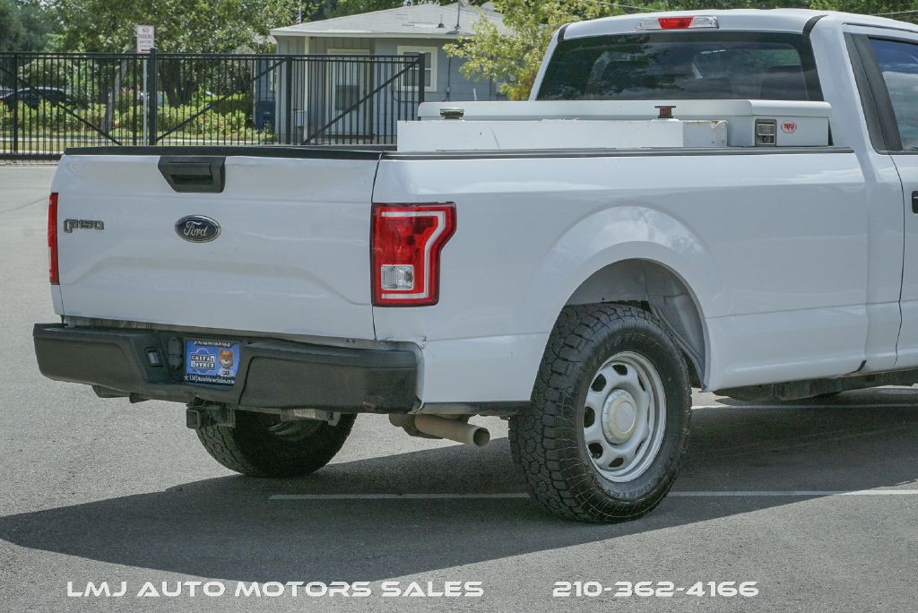2017 Ford F-150 Image 7