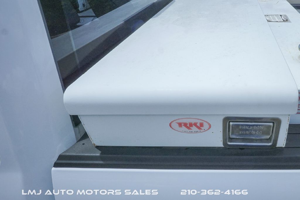 2017 Ford F-150 Image 25