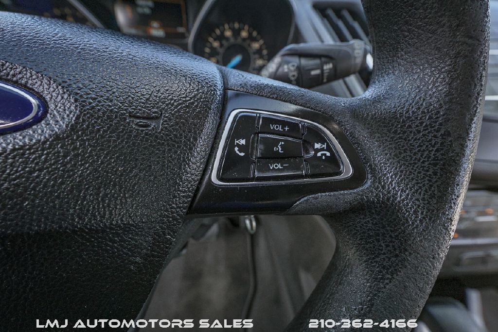 2019 Ford Escape Image 13