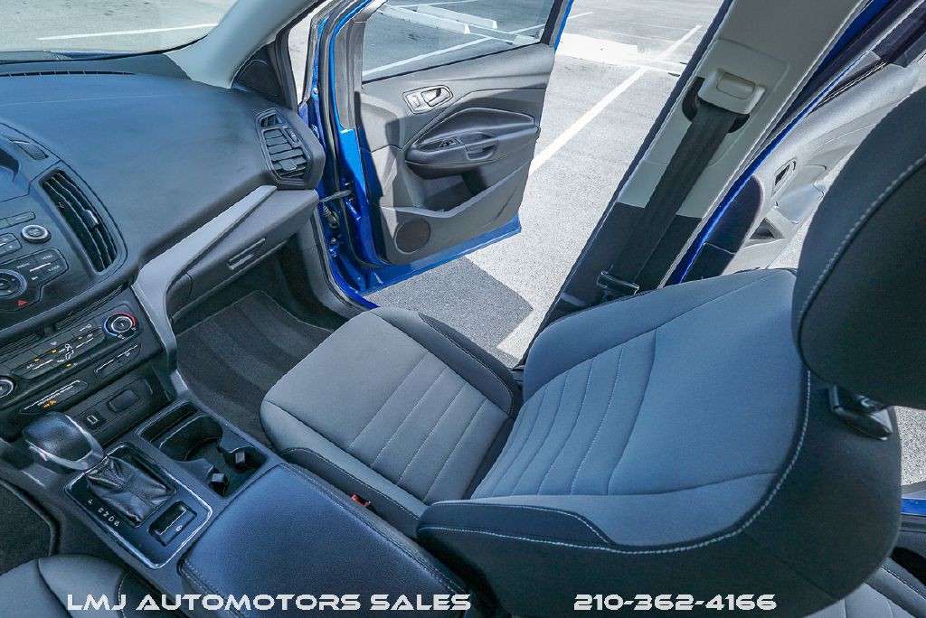 2019 Ford Escape Image 18