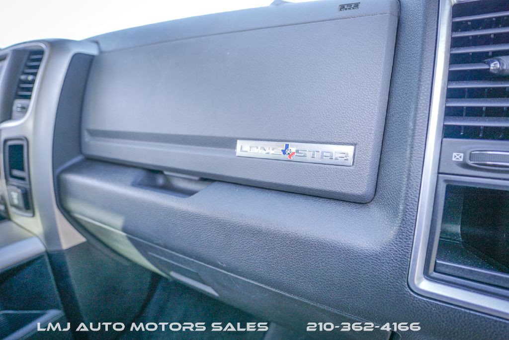 2017 RAM 2500 Image 32