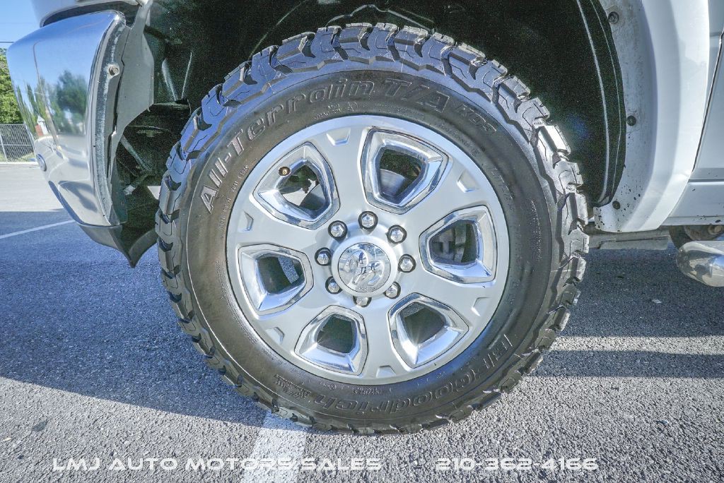 2017 RAM 2500 Image 36