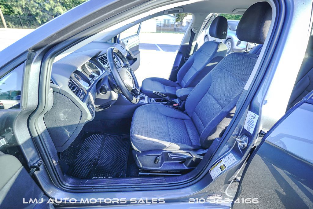 2019 Volkswagen Golf Image 15