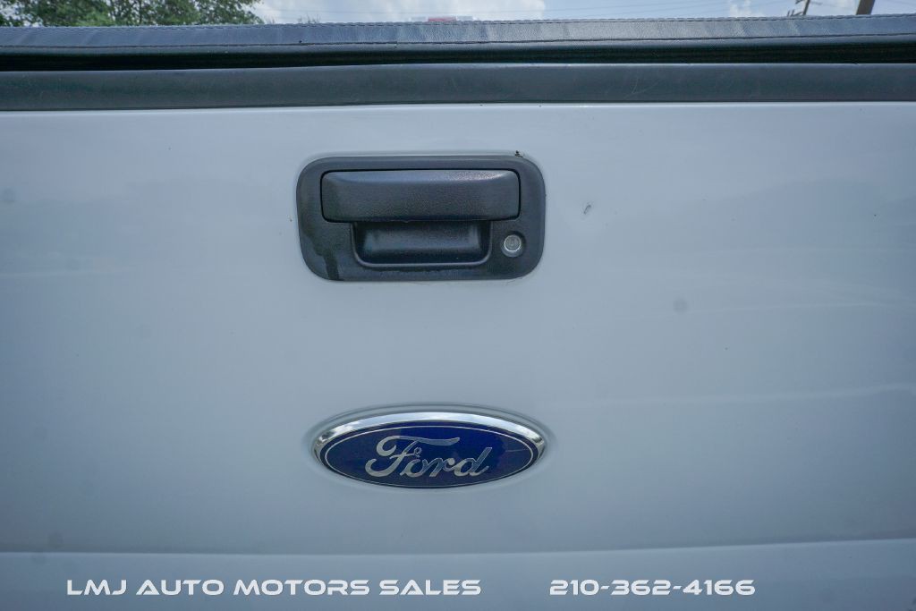 2005 Ford F-150 Image 23