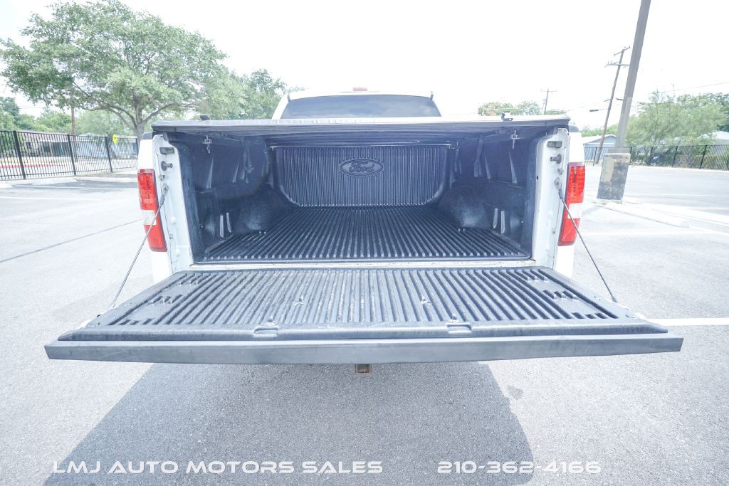 2005 Ford F-150 Image 24