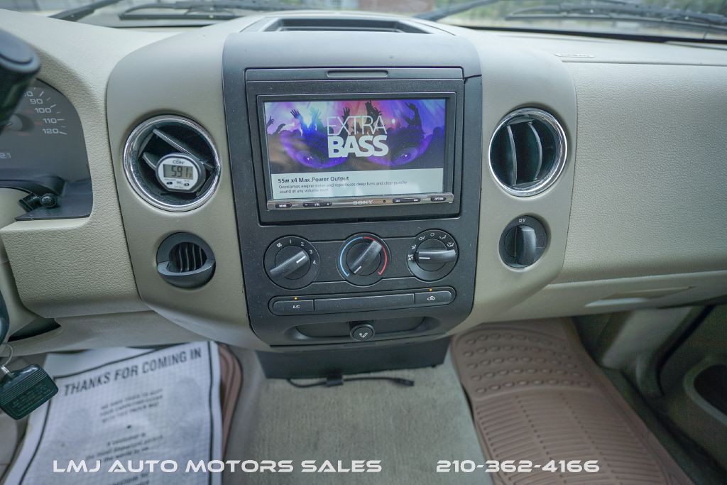 2005 Ford F-150 Image 33