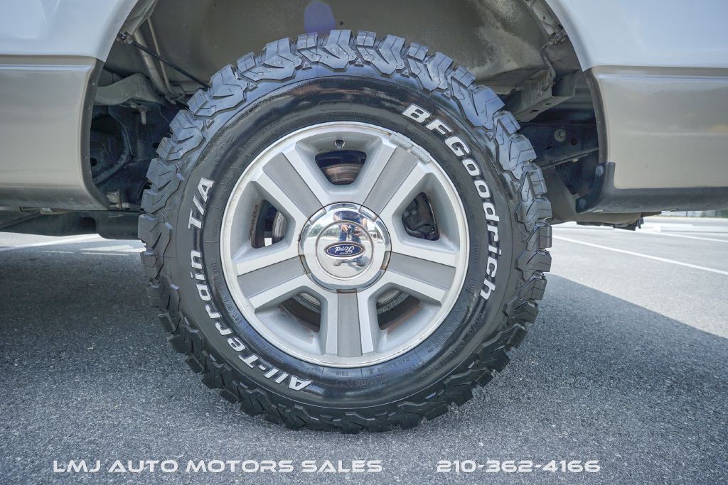 2005 Ford F-150 Image 42