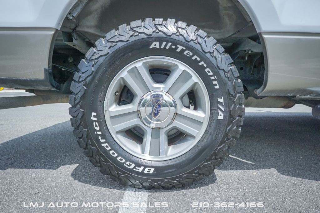2005 Ford F-150 Image 46