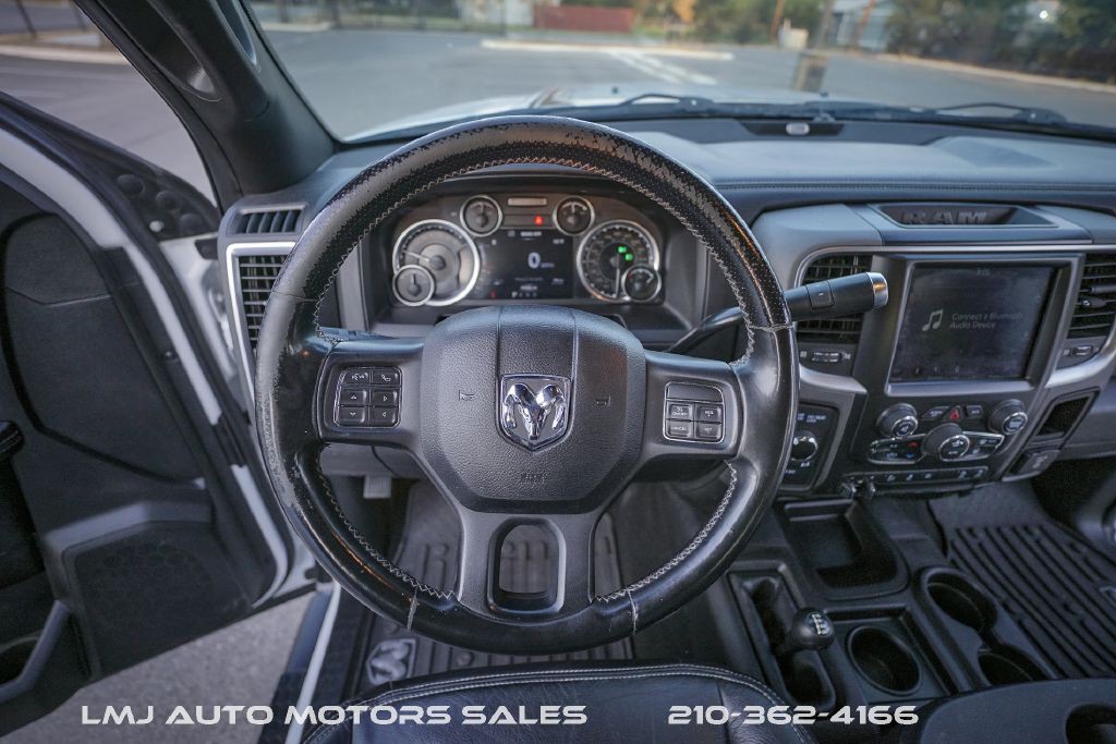 2018 RAM 2500 Image 17