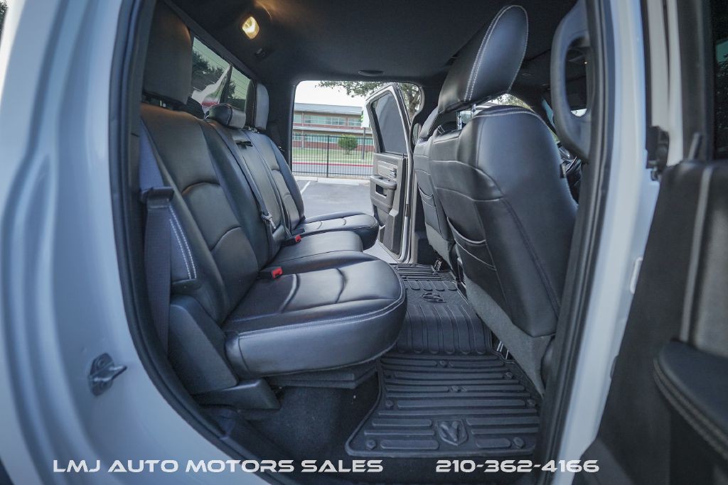 2018 RAM 2500 Image 33