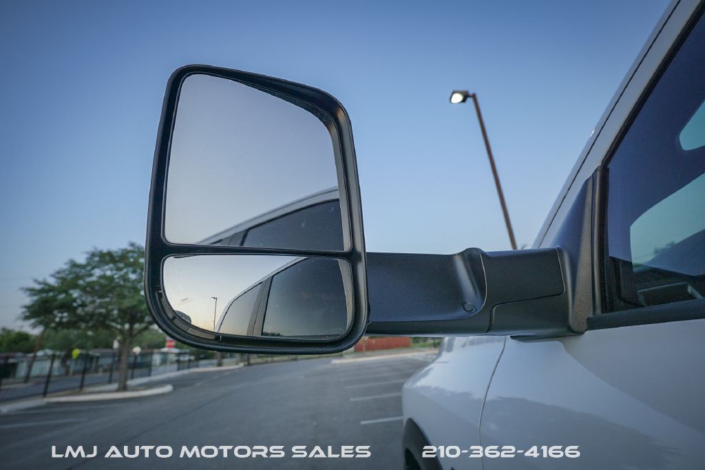 2018 RAM 2500 Image 37