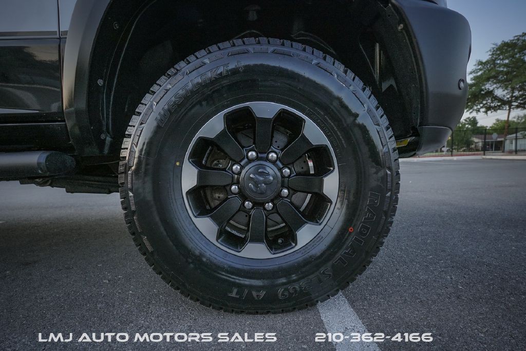 2018 RAM 2500 Image 42