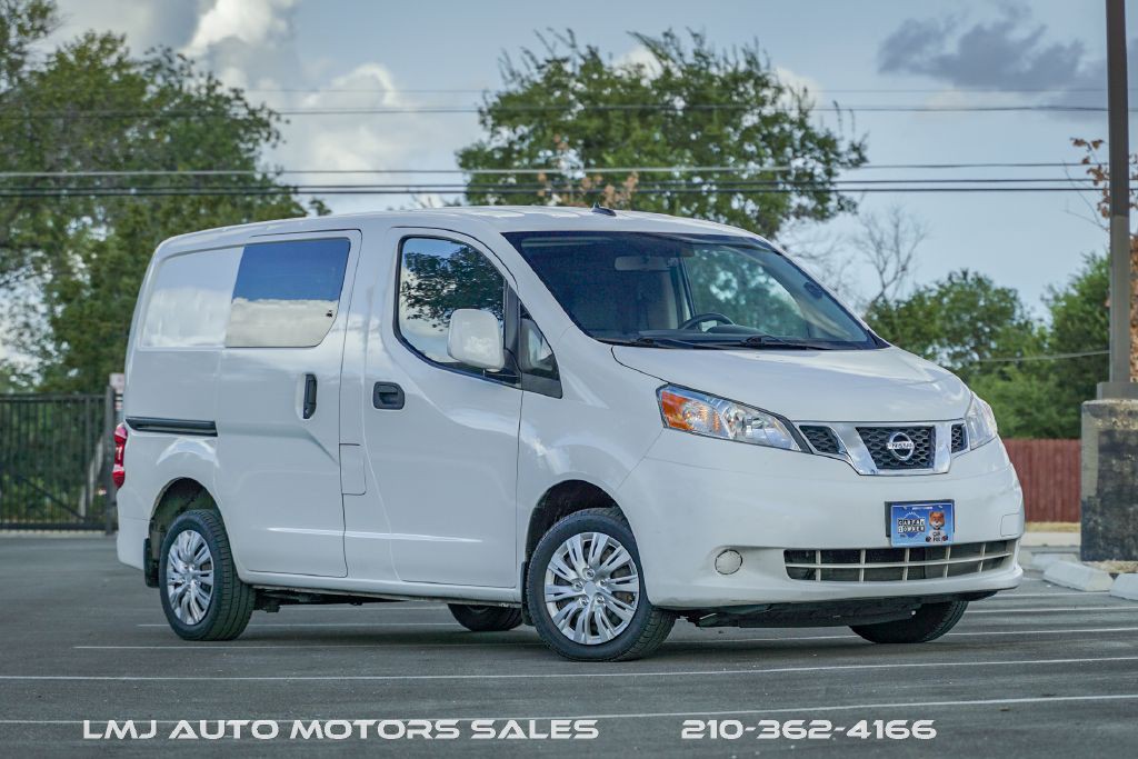 2020 Nissan NV200 Image 2