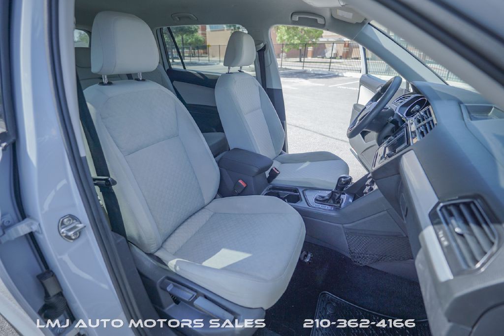 2018 Volkswagen Tiguan Image 25